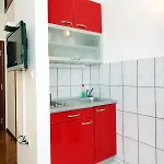 Family-friendly With Swimming Pool - 7557 Apartment *