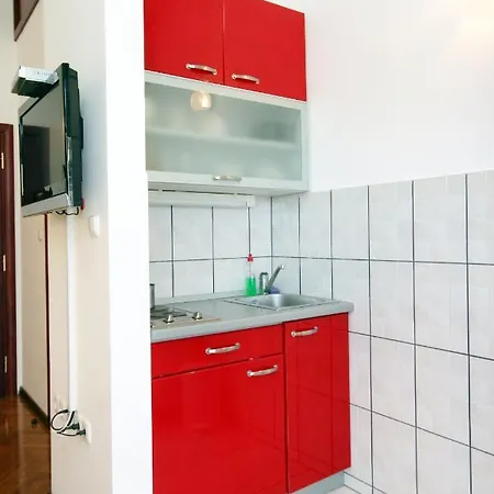 Family-friendly With Swimming Pool - 7557 Apartman *