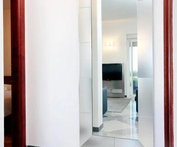 Family-friendly With Swimming Pool - 7557 Apartamento *