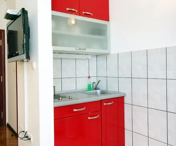 Family-friendly With Swimming Pool - 7557 Apartamento *