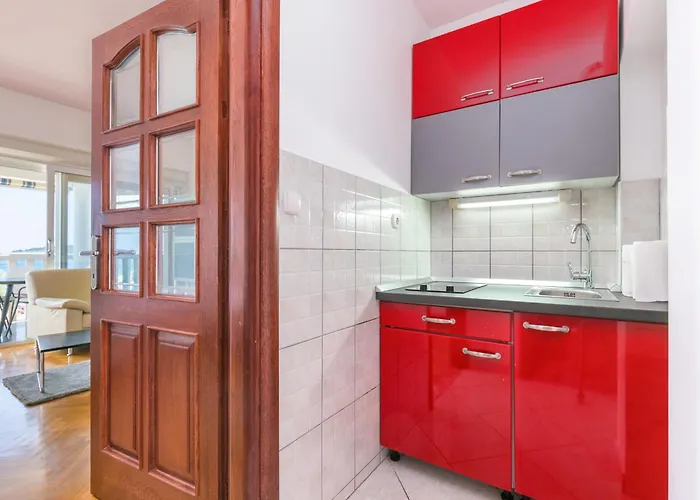 Family-friendly With Swimming Pool - 7557 Apartamento